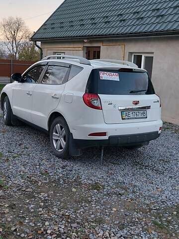 Белый Джили Эмгранд Х7, объемом двигателя 2 л и пробегом 78 тыс. км за 6150 $, фото 3 на Automoto.ua