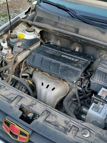 Белый Джили Эмгранд Х7, объемом двигателя 2 л и пробегом 78 тыс. км за 6150 $, фото 10 на Automoto.ua