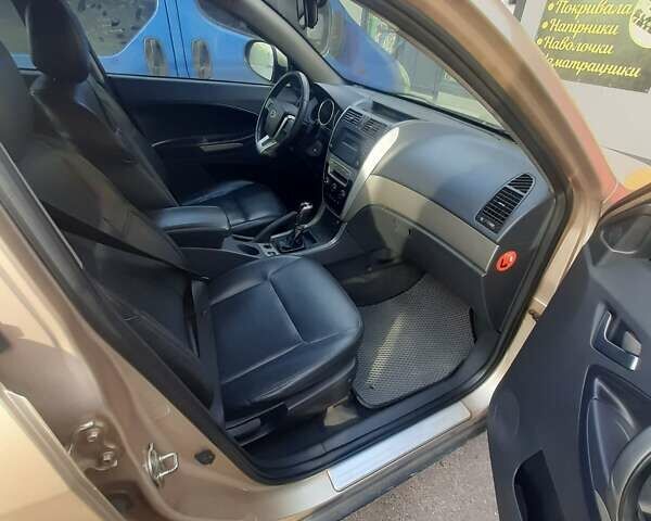 Бежевий Джилі Емгранд Х7, об'ємом двигуна 2 л та пробігом 157 тис. км за 4750 $, фото 15 на Automoto.ua