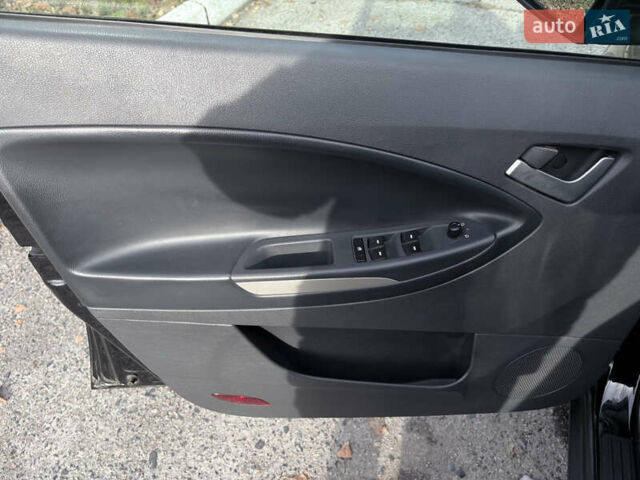 Чорний Джилі Емгранд Х7, об'ємом двигуна 2 л та пробігом 16 тис. км за 7000 $, фото 14 на Automoto.ua