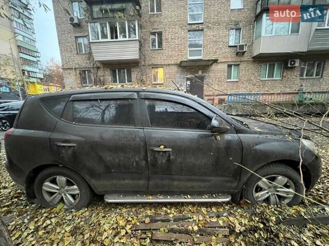 Черный Джили Эмгранд Х7, объемом двигателя 1.79 л и пробегом 105 тыс. км за 1799 $, фото 2 на Automoto.ua