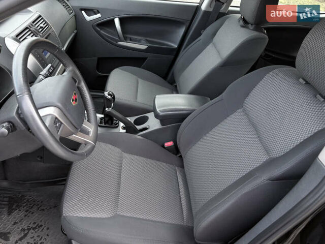 Чорний Джилі Емгранд Х7, об'ємом двигуна 2 л та пробігом 16 тис. км за 7000 $, фото 16 на Automoto.ua