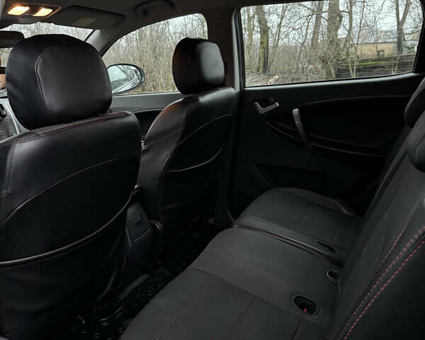 Коричневый Джили Эмгранд Х7, объемом двигателя 1.79 л и пробегом 125 тыс. км за 6000 $, фото 6 на Automoto.ua