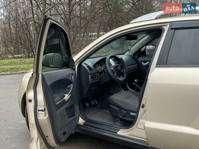 Желтый Джили Эмгранд Х7, объемом двигателя 1.8 л и пробегом 145 тыс. км за 5500 $, фото 7 на Automoto.ua