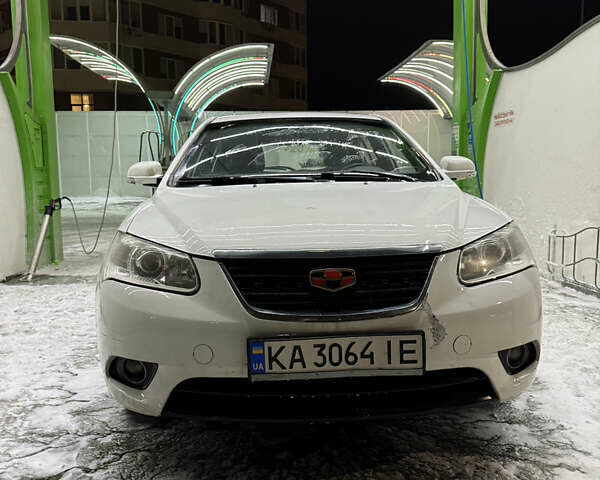 Белый Джили Эмгранд, объемом двигателя 1.79 л и пробегом 193 тыс. км за 4500 $, фото 4 на Automoto.ua
