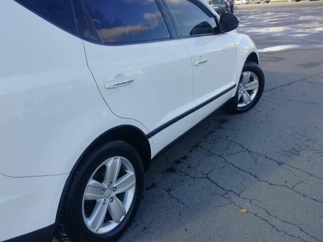 Белый Джили Эмгранд, объемом двигателя 2 л и пробегом 55 тыс. км за 7200 $, фото 2 на Automoto.ua