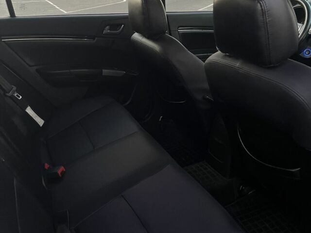 Белый Джили Эмгранд, объемом двигателя 1.8 л и пробегом 146 тыс. км за 4500 $, фото 14 на Automoto.ua