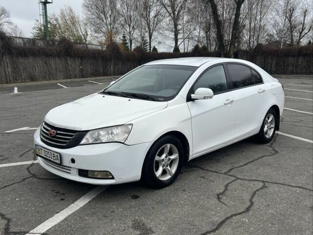 Білий Джилі Емгранд, об'ємом двигуна 1.8 л та пробігом 231 тис. км за 3200 $, фото 1 на Automoto.ua