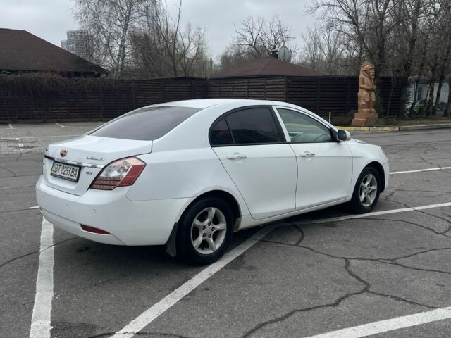 Білий Джилі Емгранд, об'ємом двигуна 1.8 л та пробігом 231 тис. км за 3200 $, фото 3 на Automoto.ua