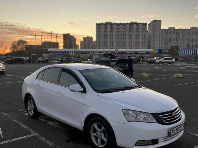 Белый Джили Эмгранд, объемом двигателя 1.8 л и пробегом 146 тыс. км за 4500 $, фото 1 на Automoto.ua