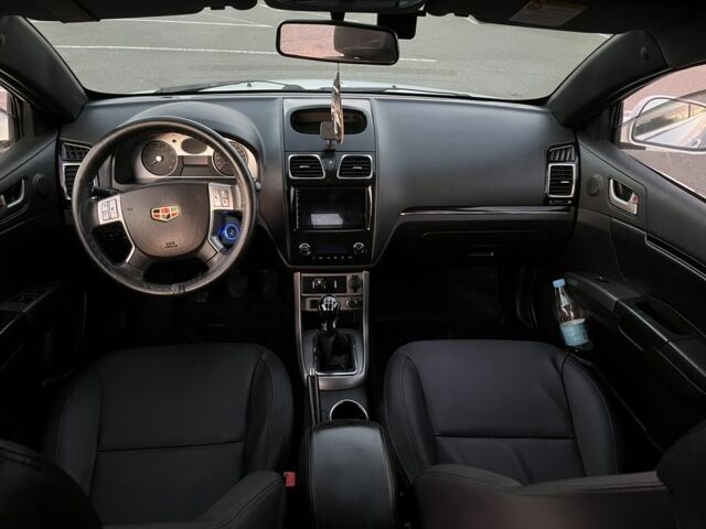 Белый Джили Эмгранд, объемом двигателя 1.8 л и пробегом 146 тыс. км за 4500 $, фото 7 на Automoto.ua