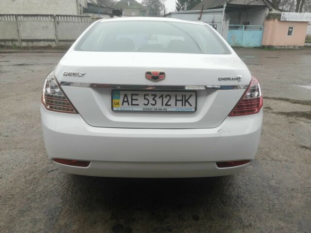 Белый Джили Эмгранд, объемом двигателя 1.8 л и пробегом 108 тыс. км за 5200 $, фото 9 на Automoto.ua