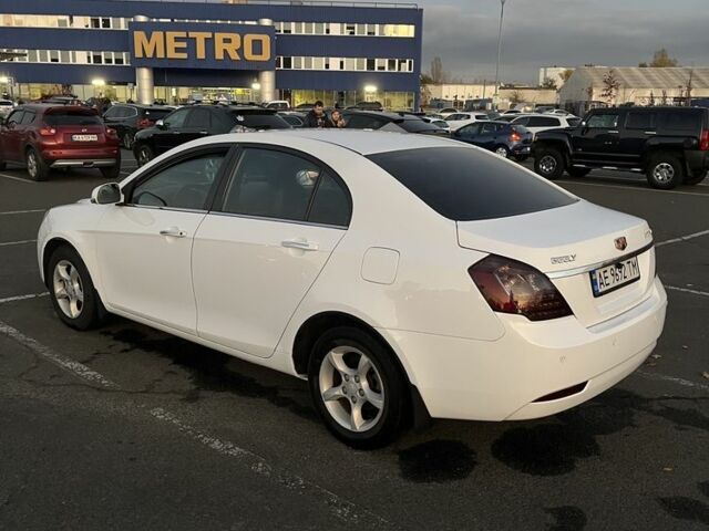 Белый Джили Эмгранд, объемом двигателя 1.8 л и пробегом 146 тыс. км за 4500 $, фото 4 на Automoto.ua