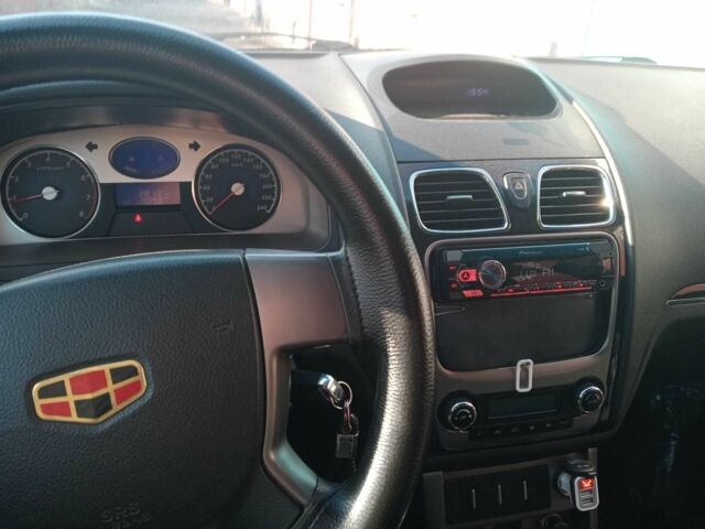 Білий Джилі Емгранд, об'ємом двигуна 1.8 л та пробігом 190 тис. км за 5300 $, фото 13 на Automoto.ua