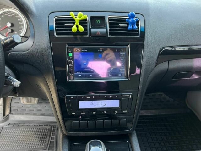 Белый Джили Эмгранд, объемом двигателя 2.4 л и пробегом 123 тыс. км за 4500 $, фото 7 на Automoto.ua