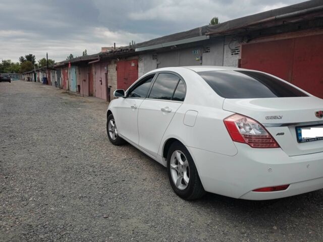 Білий Джилі Емгранд, об'ємом двигуна 1.8 л та пробігом 190 тис. км за 5300 $, фото 7 на Automoto.ua