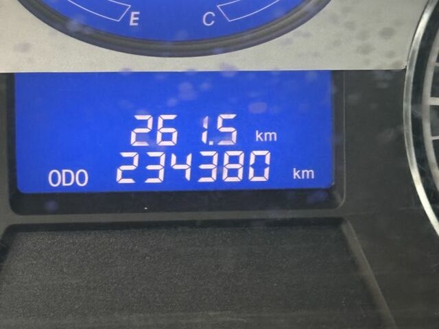 Джили Эмгранд 2013 в Кривом Роге на Automoto.ua Белый Джили Эмгранд, объемом двигателя 1.8 л и пробегом 234 тыс. км за 4000 $, фото 16 на Automoto.ua