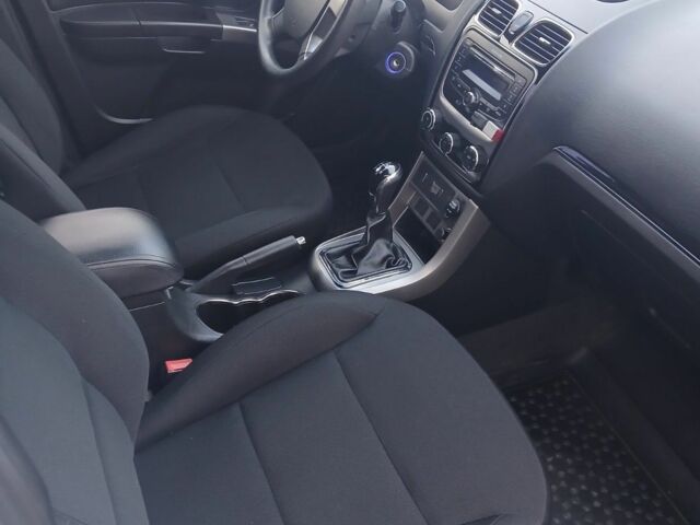 Білий Джилі Емгранд, об'ємом двигуна 1.8 л та пробігом 69 тис. км за 4800 $, фото 17 на Automoto.ua