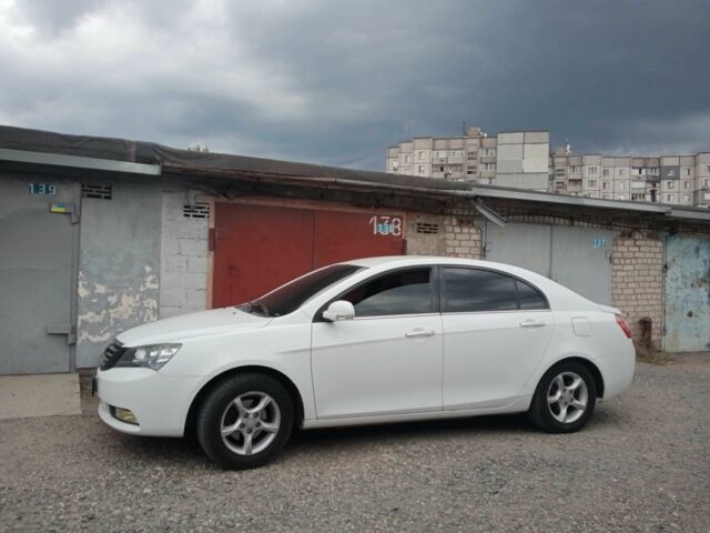 Білий Джилі Емгранд, об'ємом двигуна 1.8 л та пробігом 190 тис. км за 5300 $, фото 8 на Automoto.ua