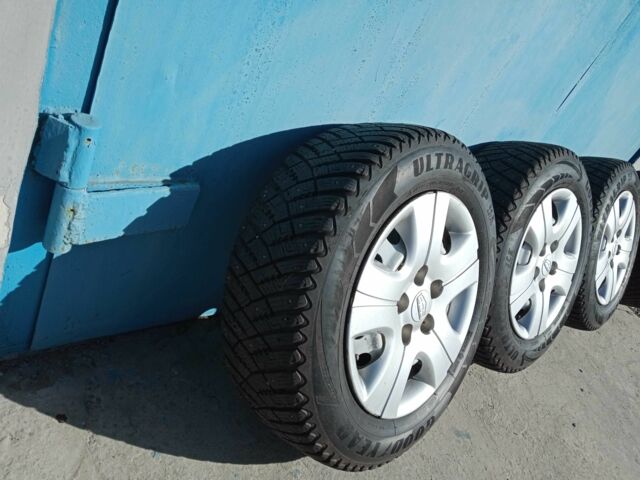 Білий Джилі Емгранд, об'ємом двигуна 1.8 л та пробігом 190 тис. км за 5300 $, фото 15 на Automoto.ua