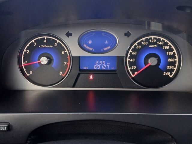 Білий Джилі Емгранд, об'ємом двигуна 1.8 л та пробігом 69 тис. км за 4800 $, фото 20 на Automoto.ua