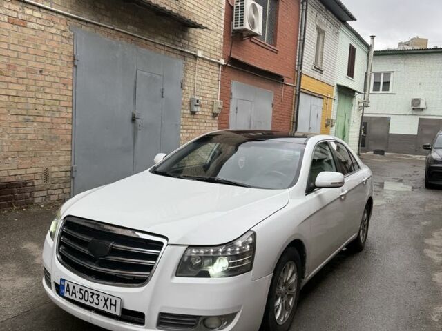 Белый Джили Эмгранд, объемом двигателя 2.4 л и пробегом 250 тыс. км за 4850 $, фото 11 на Automoto.ua