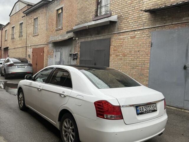 Белый Джили Эмгранд, объемом двигателя 2.4 л и пробегом 250 тыс. км за 4850 $, фото 9 на Automoto.ua