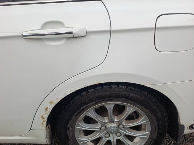 Білий Джилі Емгранд, об'ємом двигуна 2 л та пробігом 83 тис. км за 4370 $, фото 4 на Automoto.ua