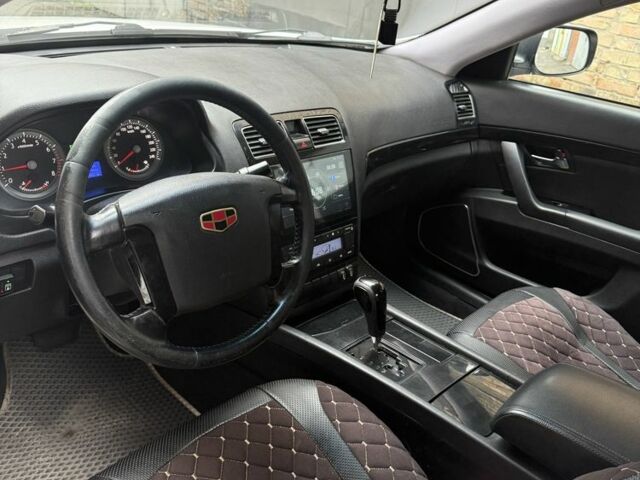 Белый Джили Эмгранд, объемом двигателя 2.4 л и пробегом 250 тыс. км за 4850 $, фото 7 на Automoto.ua