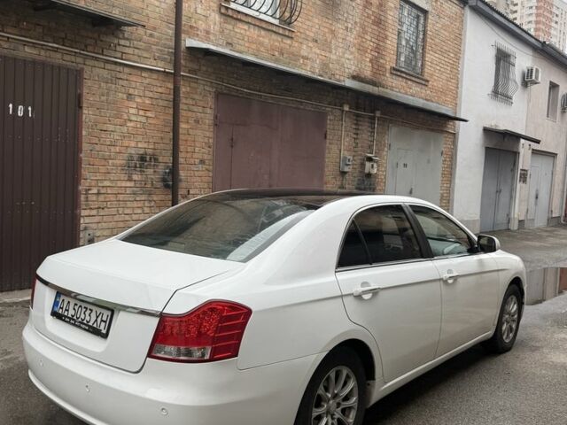 Белый Джили Эмгранд, объемом двигателя 2.4 л и пробегом 250 тыс. км за 4850 $, фото 10 на Automoto.ua