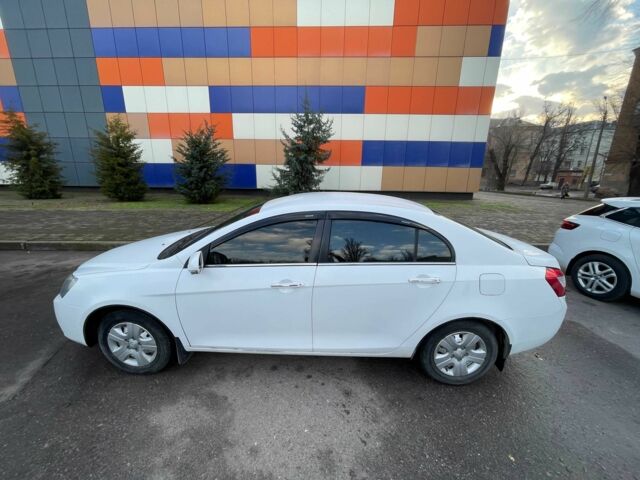 Білий Джилі Емгранд, об'ємом двигуна 1.8 л та пробігом 160 тис. км за 4700 $, фото 2 на Automoto.ua