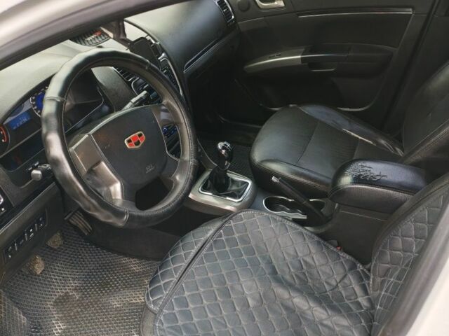 Білий Джилі Емгранд, об'ємом двигуна 1.5 л та пробігом 198 тис. км за 3950 $, фото 6 на Automoto.ua