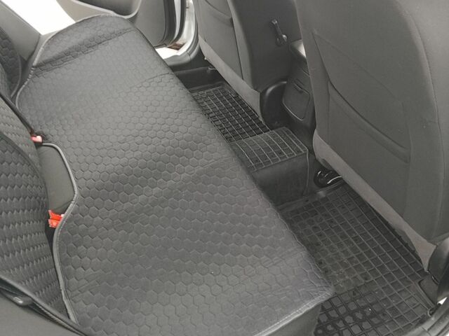 Белый Джили Эмгранд, объемом двигателя 1.5 л и пробегом 74 тыс. км за 6700 $, фото 4 на Automoto.ua