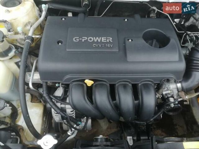 Белый Джили Эмгранд, объемом двигателя 1.79 л и пробегом 108 тыс. км за 6000 $, фото 3 на Automoto.ua