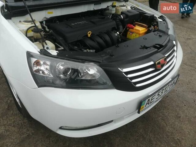 Белый Джили Эмгранд, объемом двигателя 1.79 л и пробегом 108 тыс. км за 6000 $, фото 12 на Automoto.ua