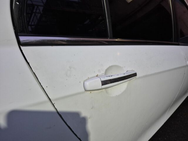 Белый Джили Эмгранд, объемом двигателя 1.8 л и пробегом 2 тыс. км за 4000 $, фото 9 на Automoto.ua