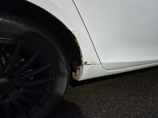 Белый Джили Эмгранд, объемом двигателя 1.8 л и пробегом 2 тыс. км за 4000 $, фото 11 на Automoto.ua