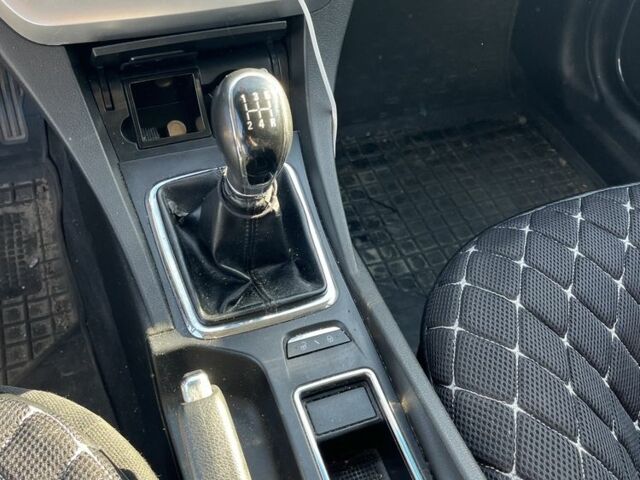 Белый Джили Эмгранд, объемом двигателя 1.5 л и пробегом 110 тыс. км за 5000 $, фото 8 на Automoto.ua