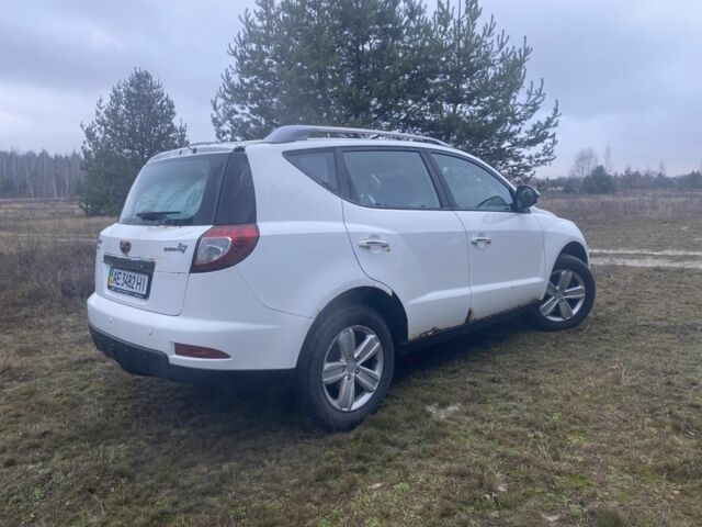 Белый Джили Эмгранд, объемом двигателя 2 л и пробегом 180 тыс. км за 2800 $, фото 3 на Automoto.ua