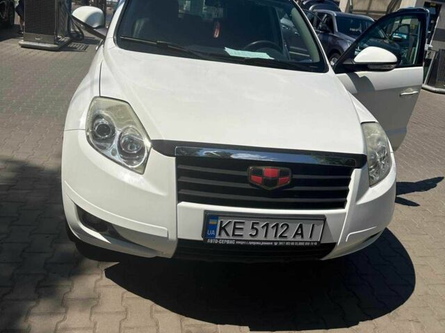 Белый Джили Эмгранд, объемом двигателя 1.8 л и пробегом 181 тыс. км за 6300 $, фото 2 на Automoto.ua
