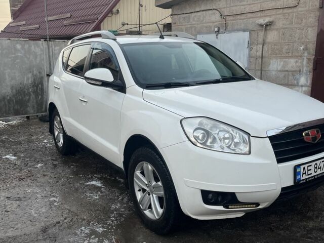 Белый Джили Эмгранд, объемом двигателя 1.8 л и пробегом 101 тыс. км за 5500 $, фото 1 на Automoto.ua