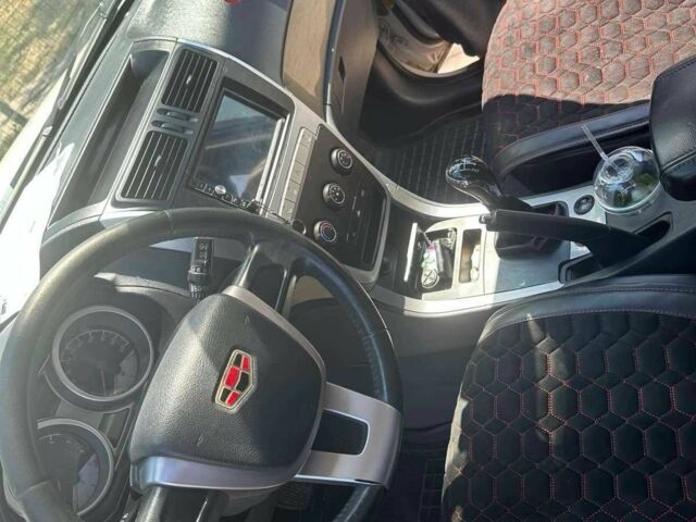 Белый Джили Эмгранд, объемом двигателя 1.8 л и пробегом 181 тыс. км за 6300 $, фото 7 на Automoto.ua