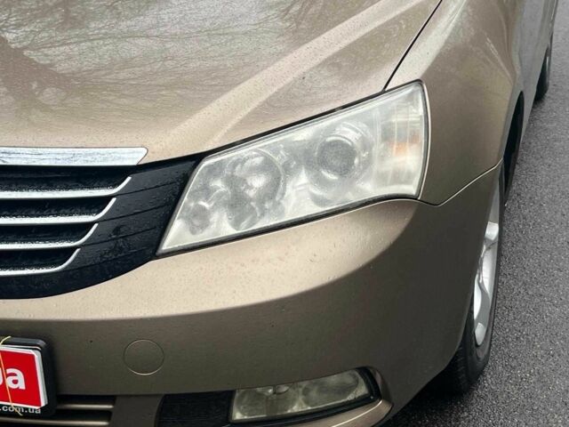 Бежевый Джили Эмгранд, объемом двигателя 1.8 л и пробегом 149 тыс. км за 4490 $, фото 3 на Automoto.ua