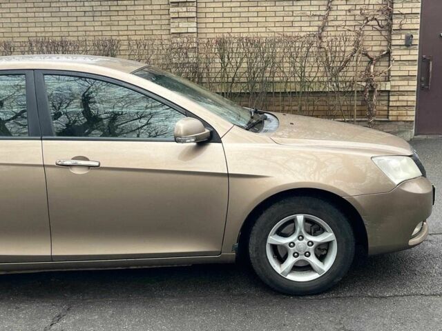 Бежевый Джили Эмгранд, объемом двигателя 1.8 л и пробегом 149 тыс. км за 4490 $, фото 5 на Automoto.ua