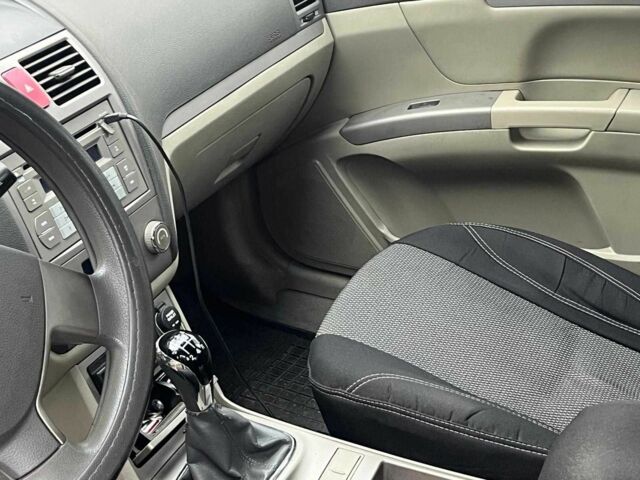 Бежевый Джили Эмгранд, объемом двигателя 1.8 л и пробегом 149 тыс. км за 4490 $, фото 18 на Automoto.ua