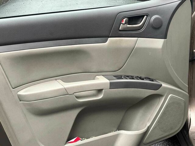 Бежевый Джили Эмгранд, объемом двигателя 1.8 л и пробегом 149 тыс. км за 4490 $, фото 14 на Automoto.ua