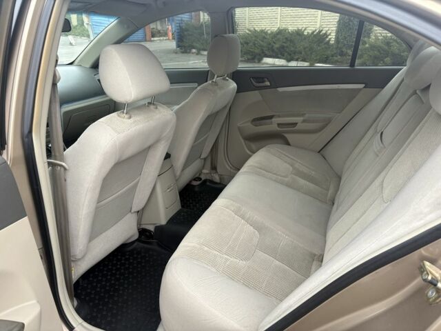 Бежевий Джилі Емгранд, об'ємом двигуна 1.8 л та пробігом 191 тис. км за 4299 $, фото 16 на Automoto.ua