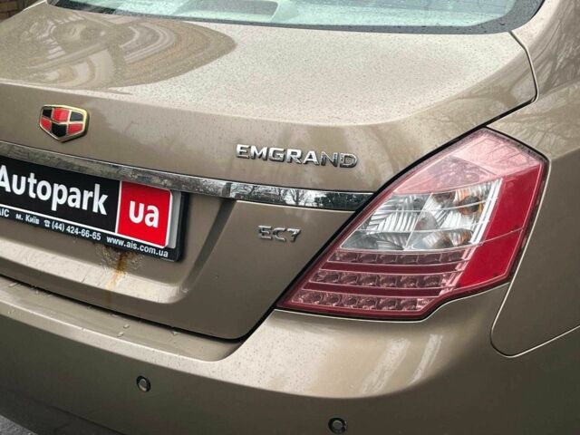 Бежевый Джили Эмгранд, объемом двигателя 1.8 л и пробегом 149 тыс. км за 4490 $, фото 10 на Automoto.ua