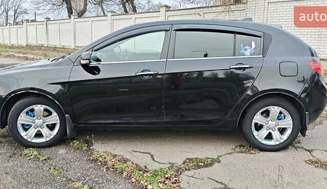 Черный Джили Эмгранд, объемом двигателя 1.79 л и пробегом 192 тыс. км за 5000 $, фото 4 на Automoto.ua