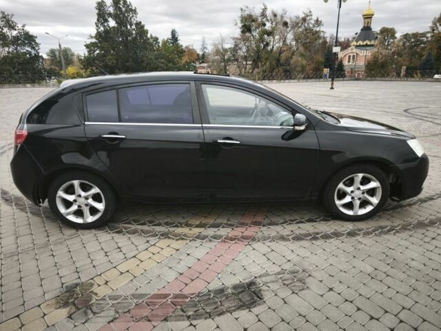 Джилі Емгранд 2013 у Харкові на Automoto.ua Чорний Джилі Емгранд, об'ємом двигуна 1.8 л та пробігом 122 тис. км за 3500 $, фото 7 на Automoto.ua